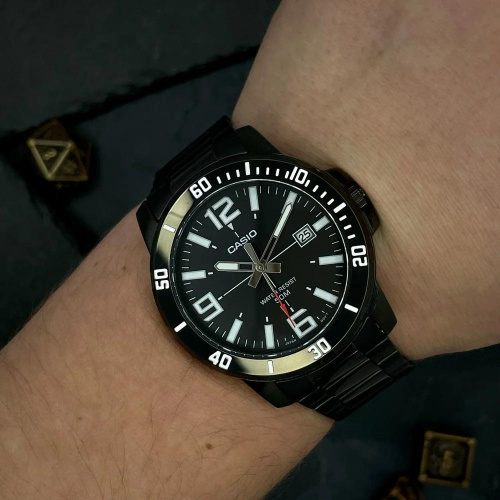 Часы мужские Casio MTP-VD01B-1B-0