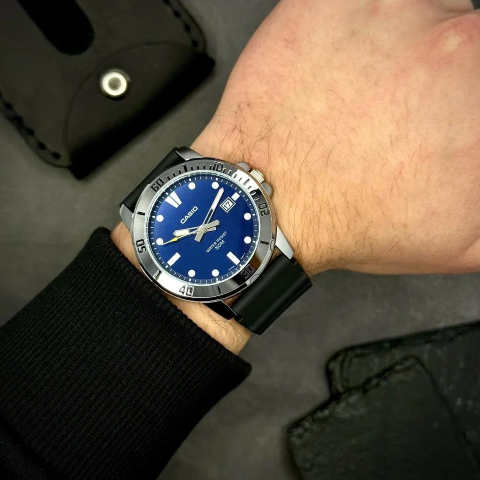large Часы мужские Casio MTP-VD01-2E 0
